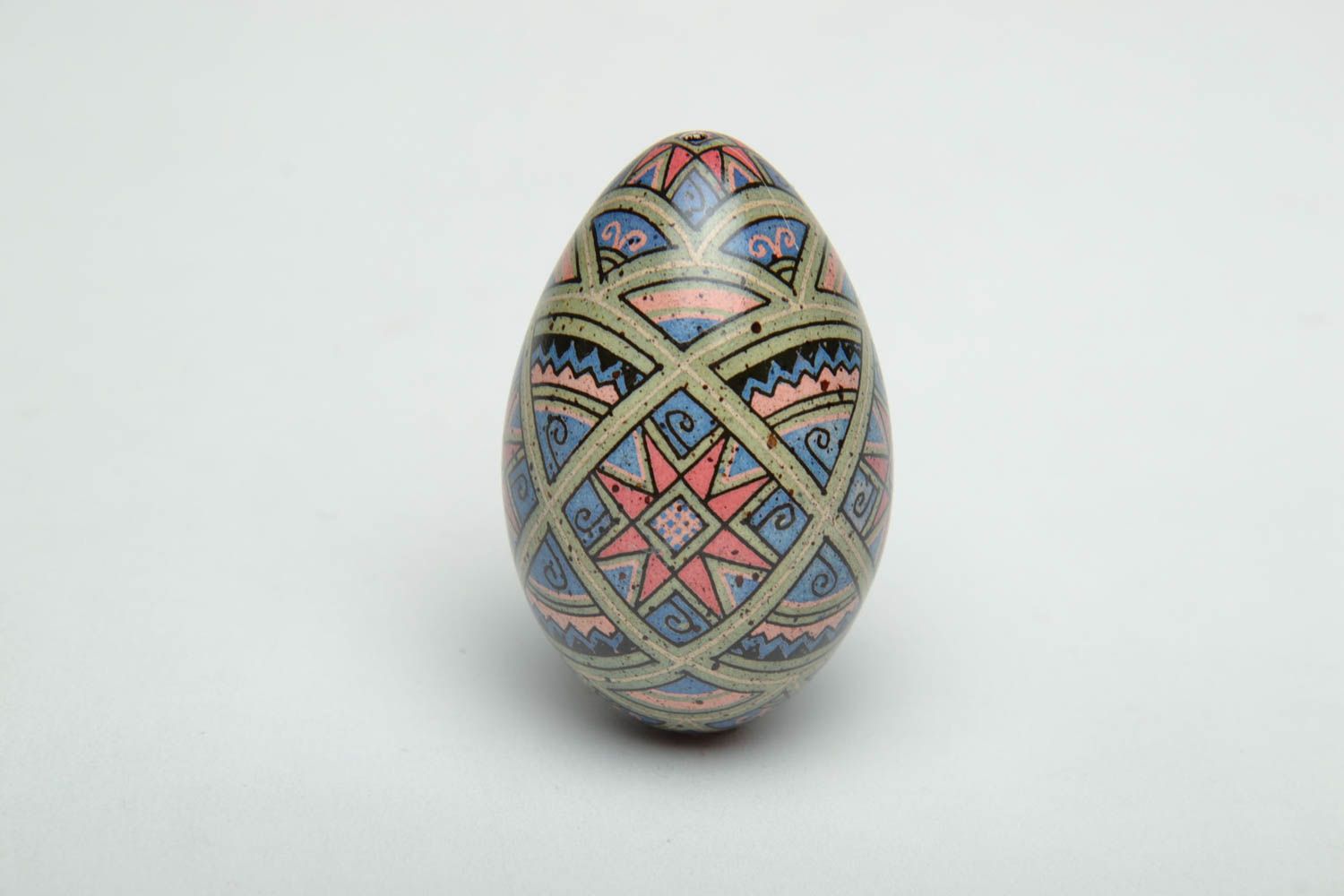 Handmade decorative egg with beautiful painting photo 2