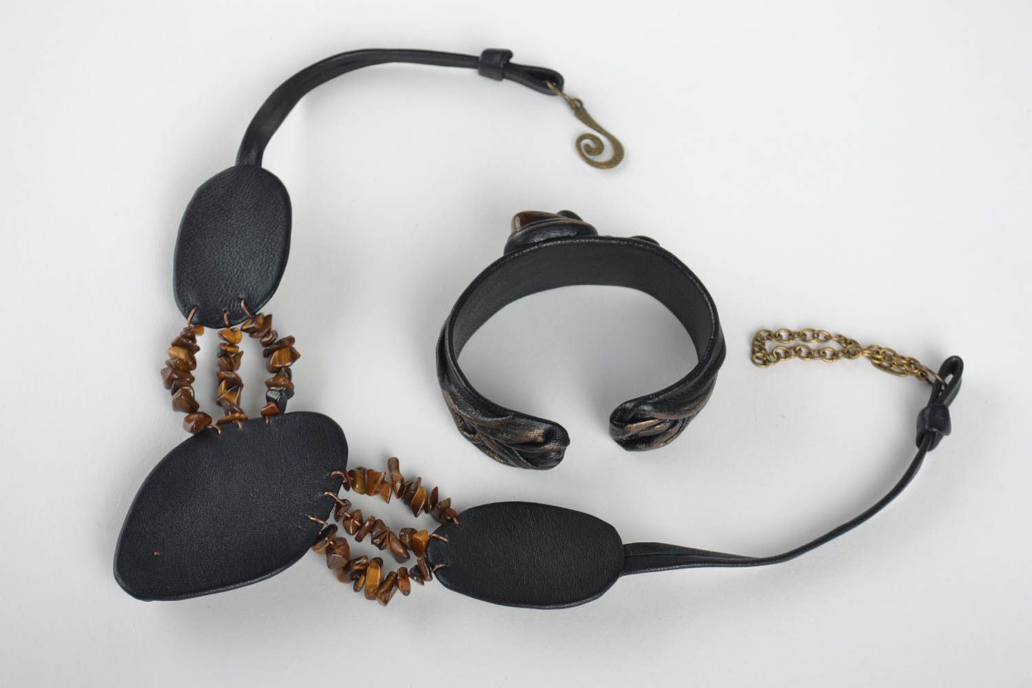 Handmade Damen Schmuck Set breites Lederarmband und Leder Collier schwarz foto 3