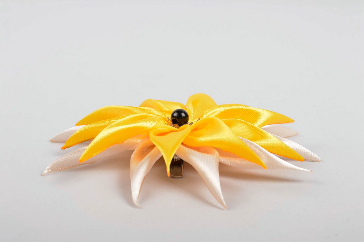 Grelle gelbe Blume Haarspange handgemachter Schmuck Accessoire für Mädchen foto 3