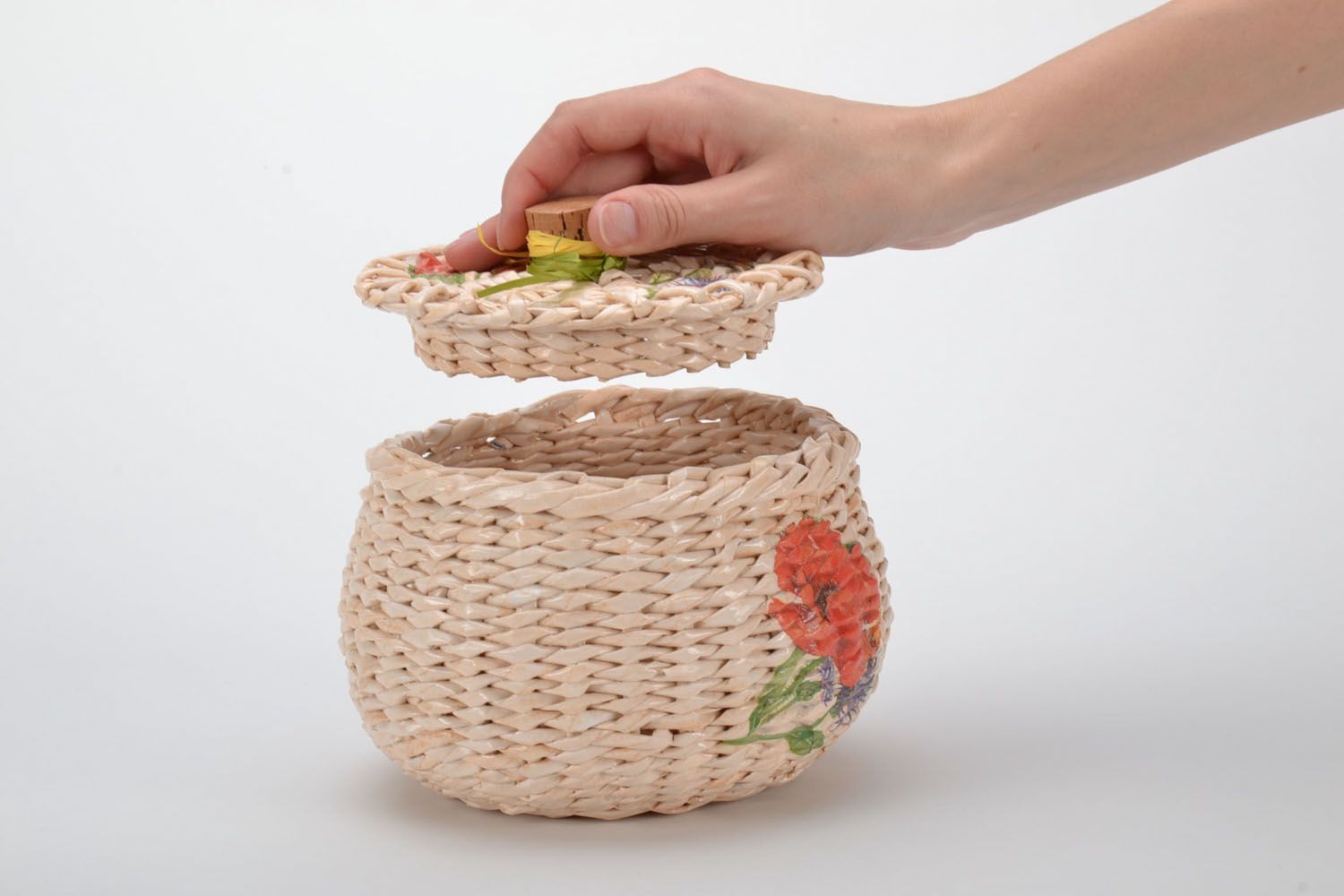 Woven basket with lid photo 5