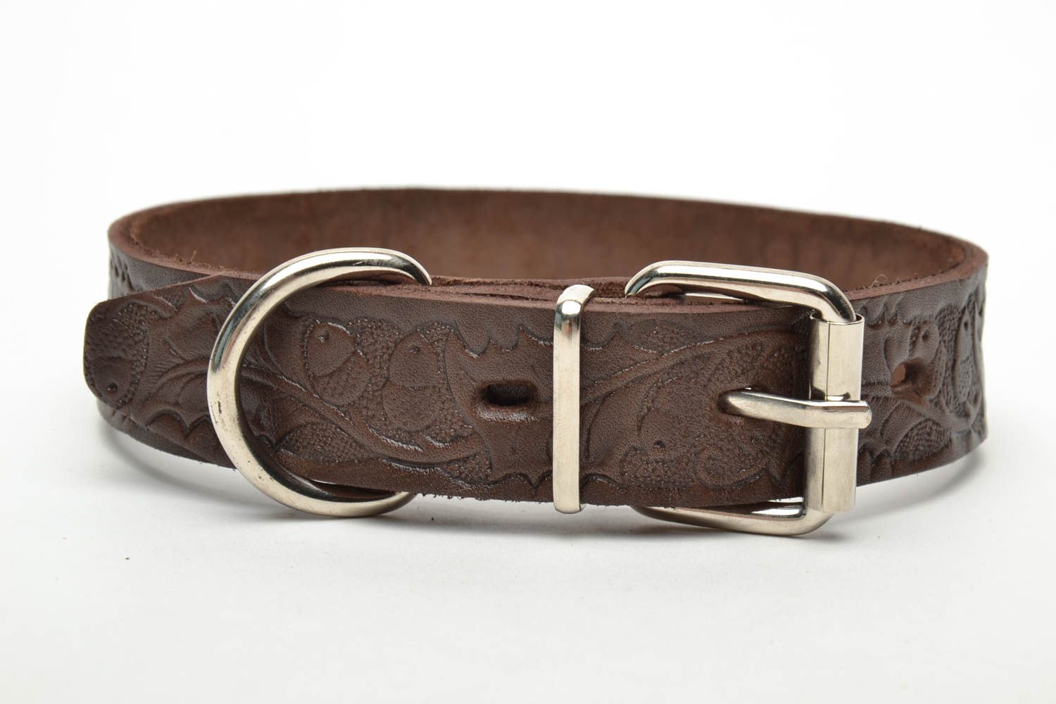 Beautiful leather dog collar with designer stamping Acorns photo 2