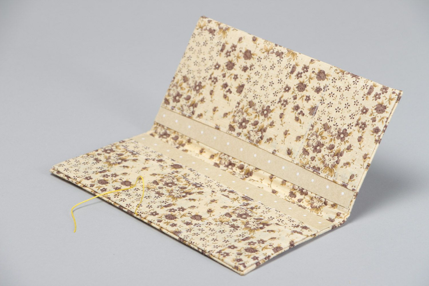 Handmade scrapbooking cotton fabric document holder photo 3