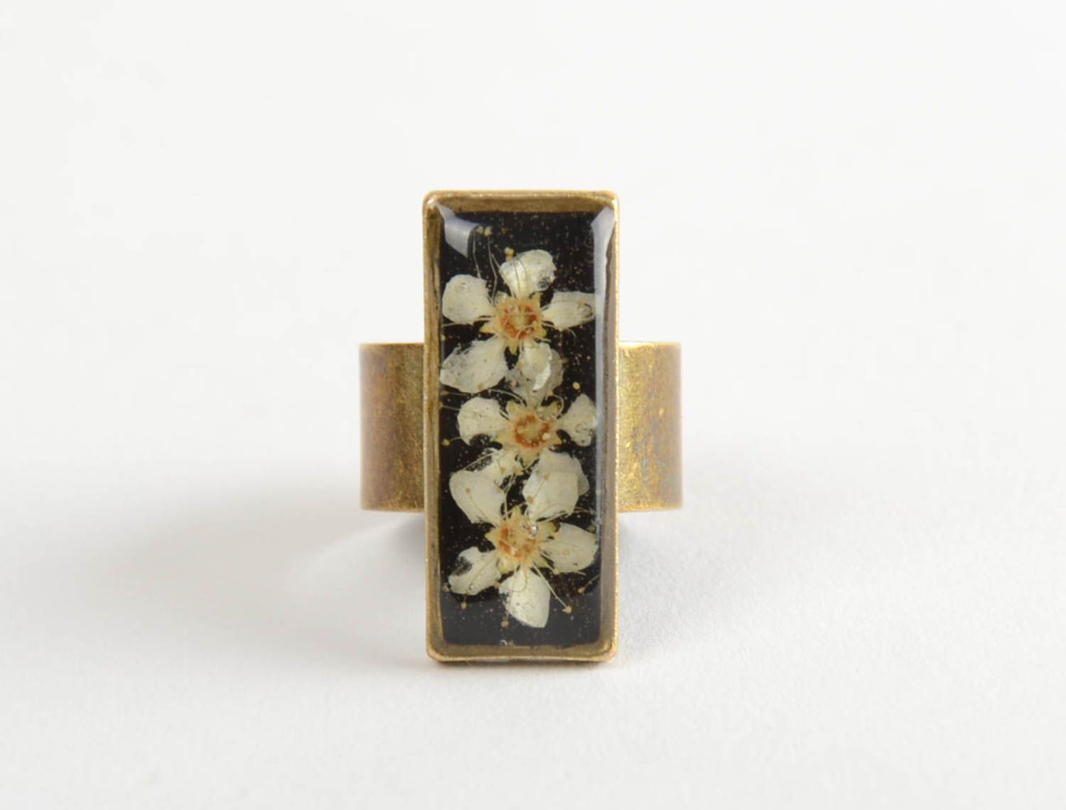 Handmade long rectangular black ring with dried flowers in epoxy resin photo 4