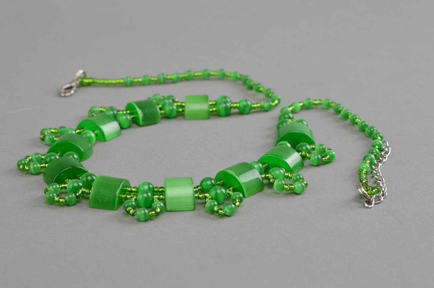 Glasperlen Collier mit Katzenauge Damen Halskette Handarbeit in Grün stilvoll foto 4