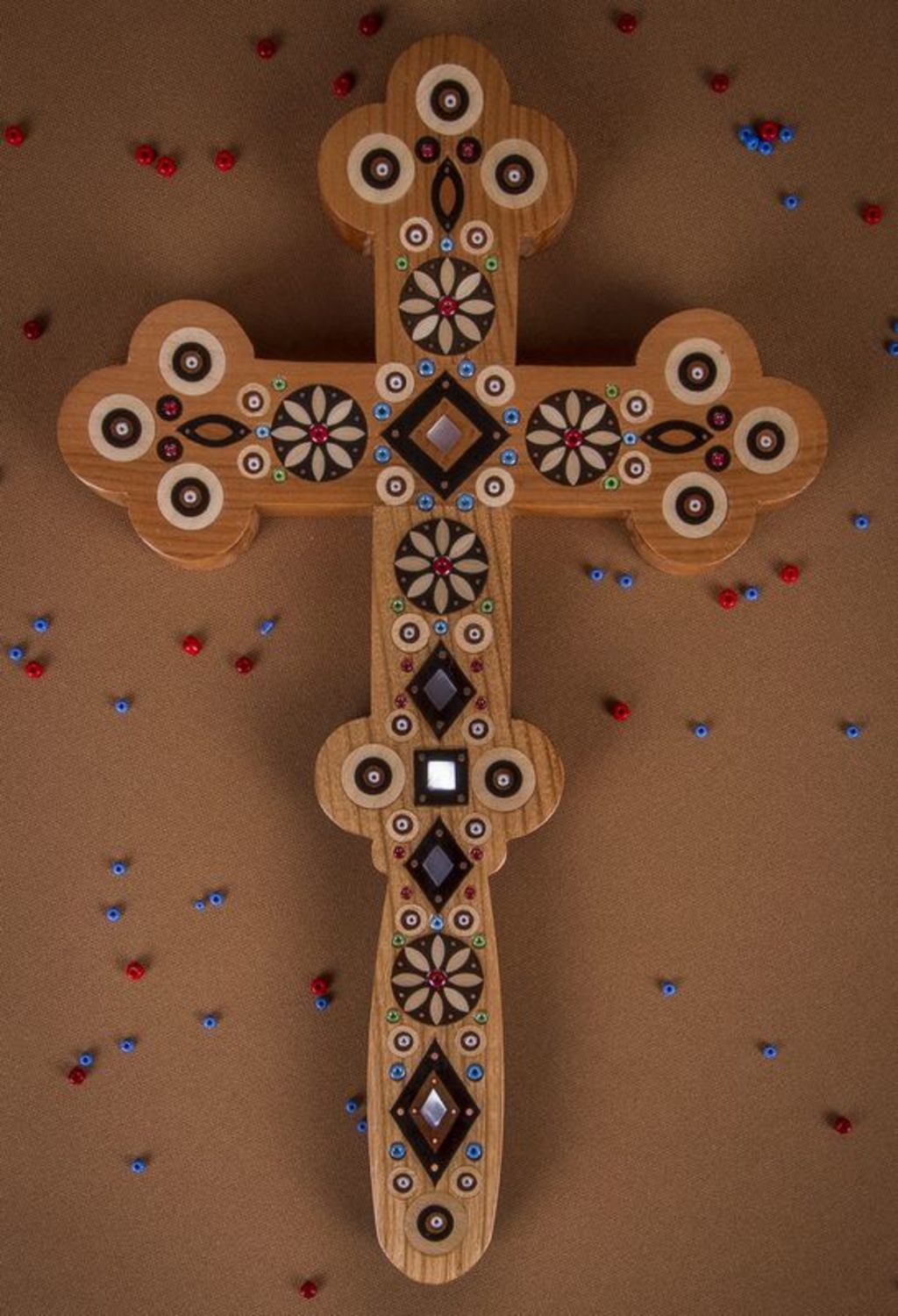 Настенный деревянный крест фото 1