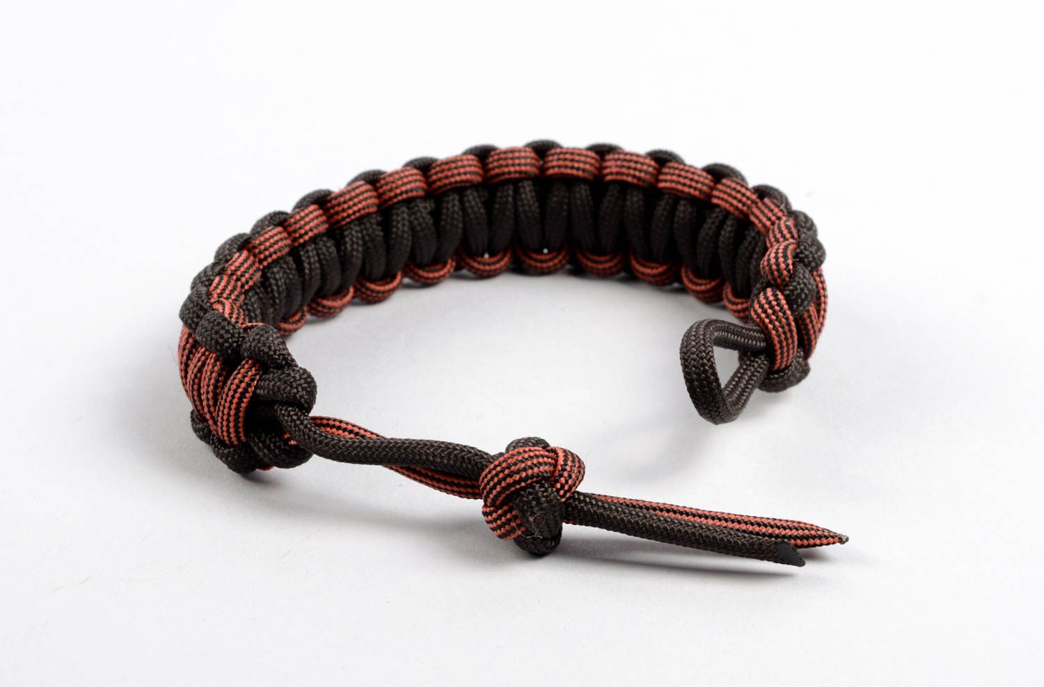 Stylish handmade bracelet designs woven cord bracelet beautiful jewellery photo 3