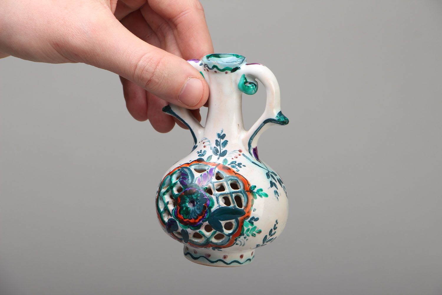 Figurine en céramique artisanale en forme de vase photo 4