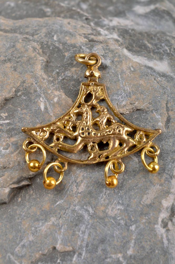 Handmade stylish pendant brass designer accessory metal pendant present photo 1