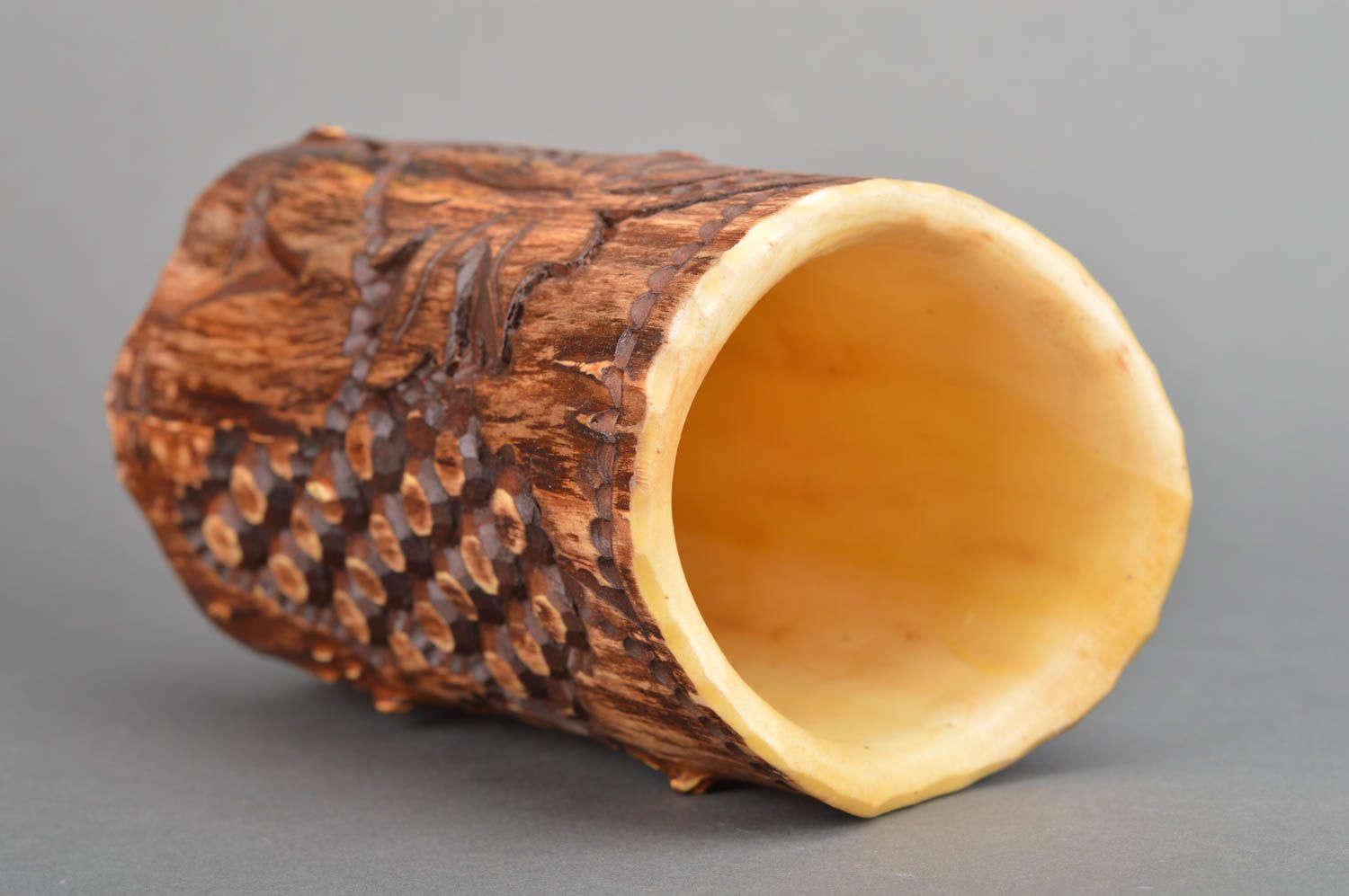 Dekorative Vase aus Holz mit Muster handmade geschnitzt schön ethnisch klein  foto 2