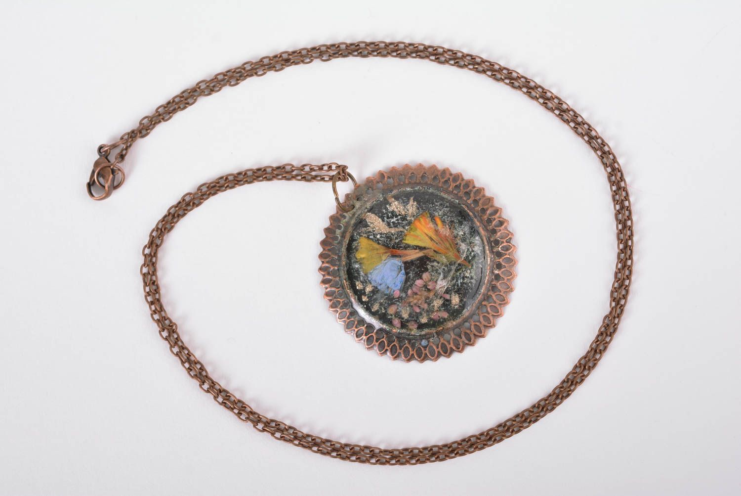 Round handmade flower pendant metal necklace botanical jewelry fashion tips photo 3