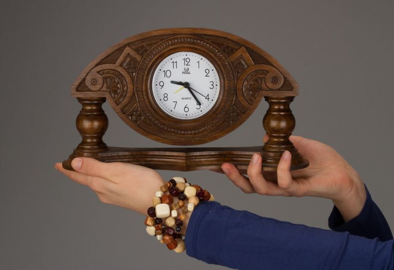 Wooden desktop clock  photo 5