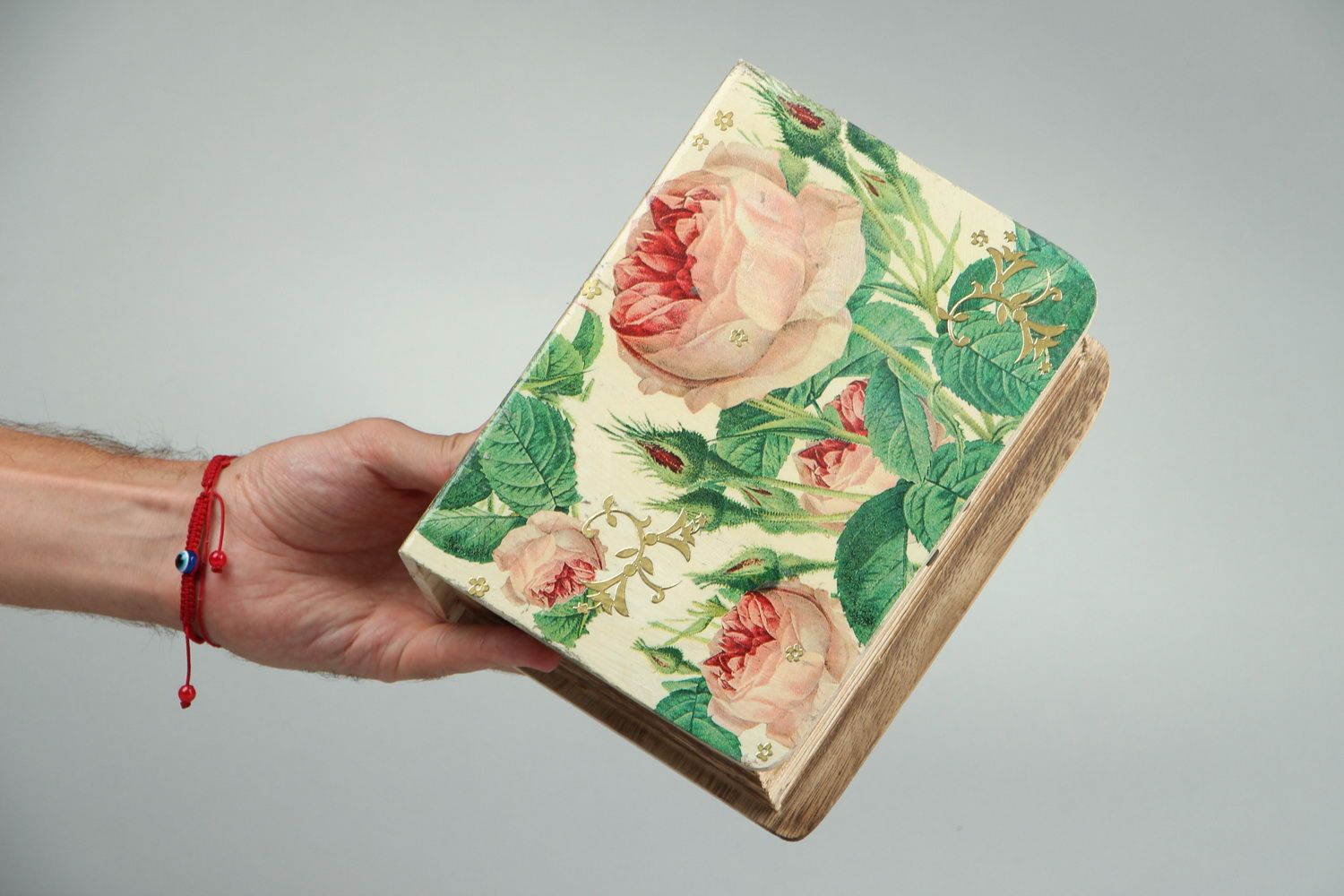 Wooden jewelry box Roses photo 5