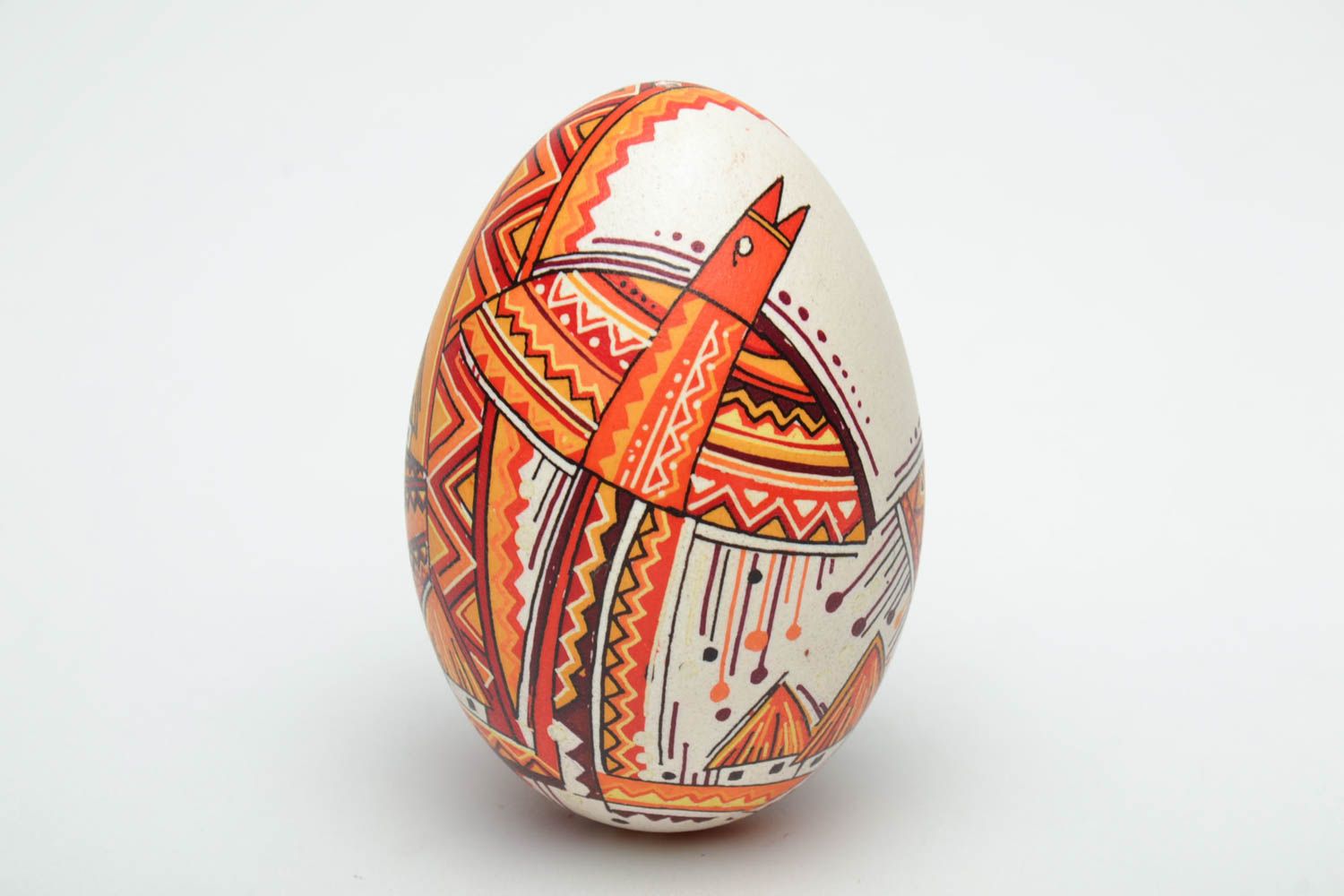 Расписное пасхальное яйцо декорированное анилиновыми красителями фото 4