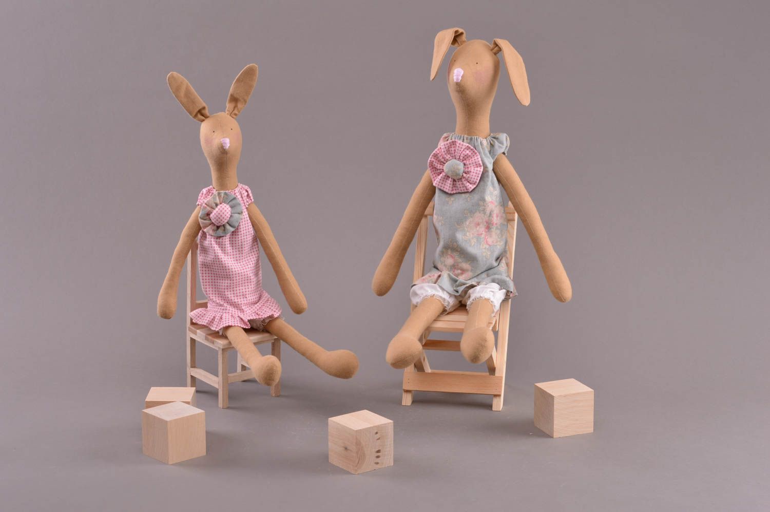 Textil Kuscheltiere Hasen Mutter und Tochter aus Baumwolle Set 2 Stück handmade  foto 1
