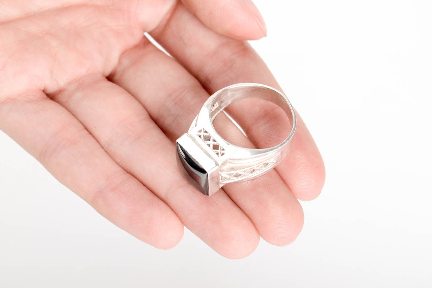 Украшение ручной работы серебряное кольцо подарок для мужчины с гематитом фото 5