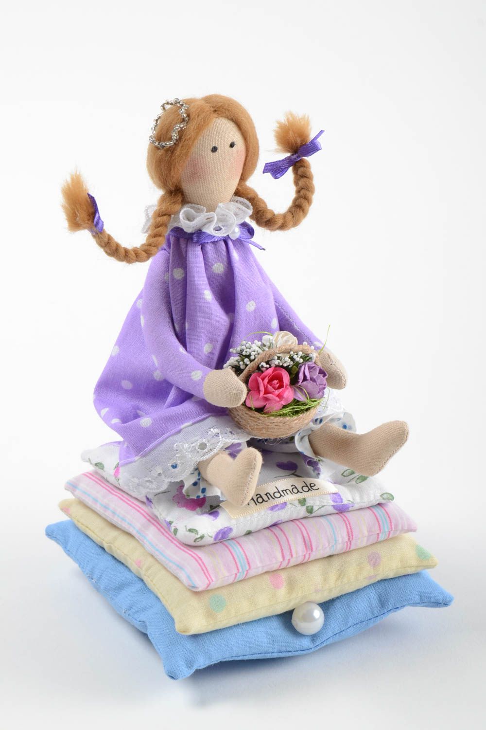 Интерьерная игрушка из хлопка мягкая авторская ручной работы Принцесса с цветами фото 2