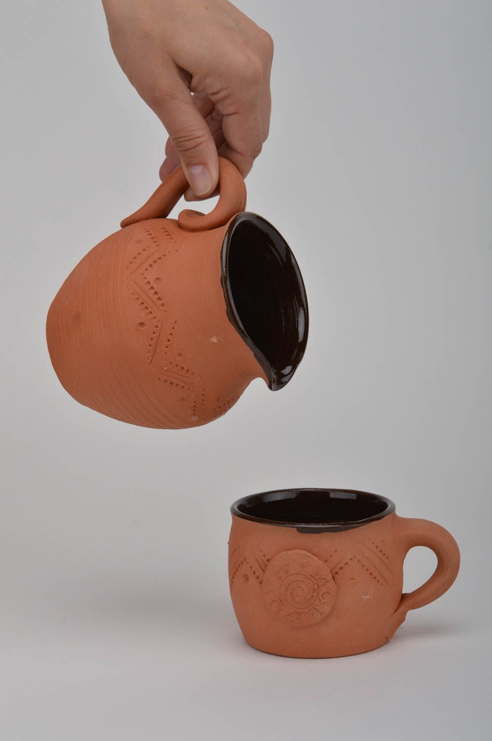 Cruche et tasse faites main en céramique 2 pièces pour lait et thé vaisselle photo 3