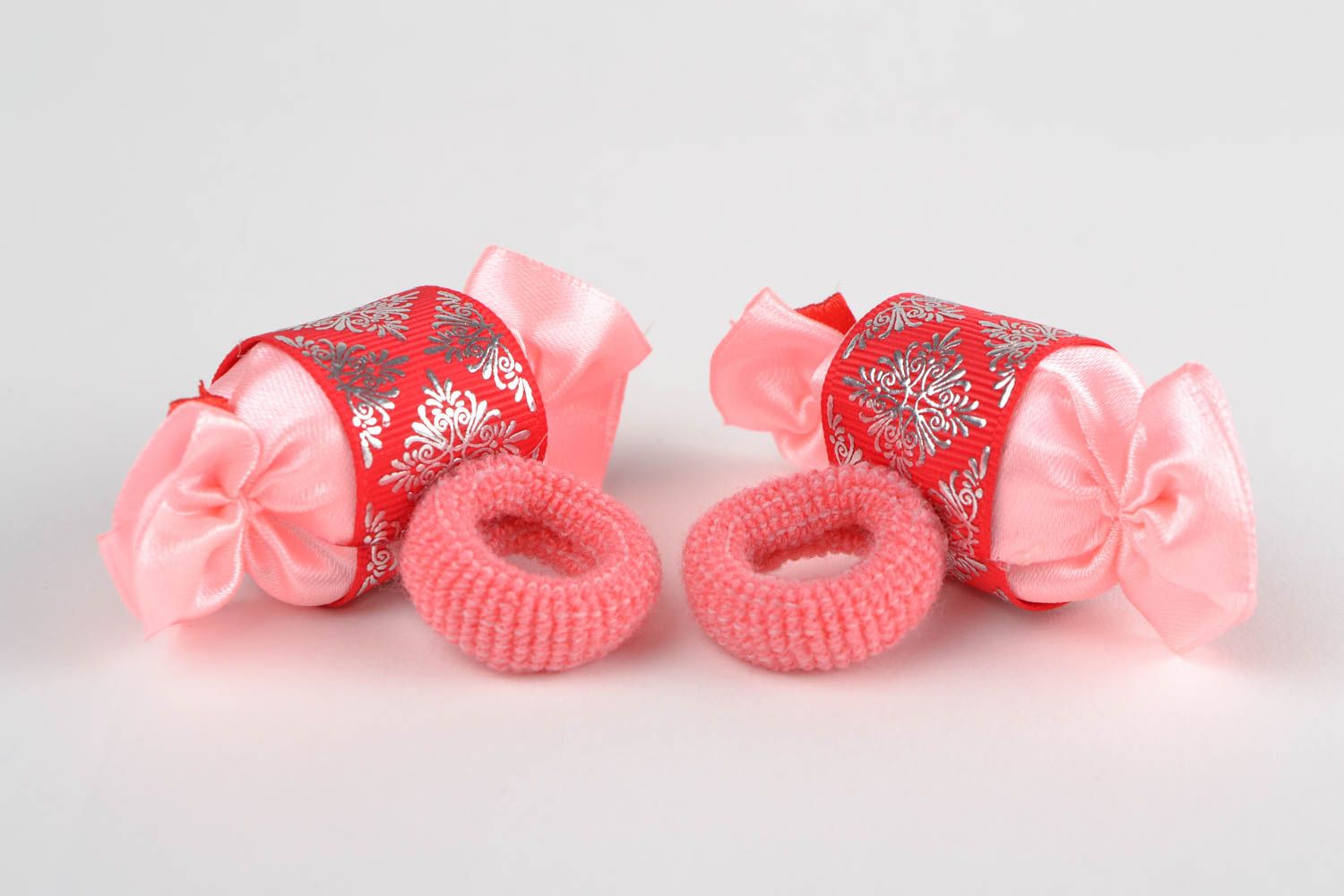 Детские резинки для волос комплект из двух аксессуаров розовые ручной работы фото 4