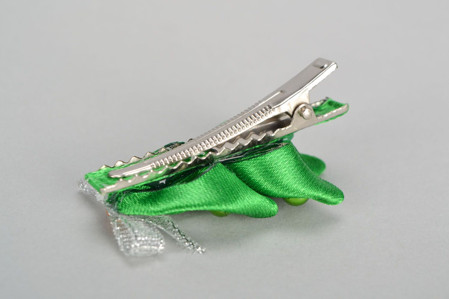 Ribbon hair clip in the shape of Christmas tree photo 4