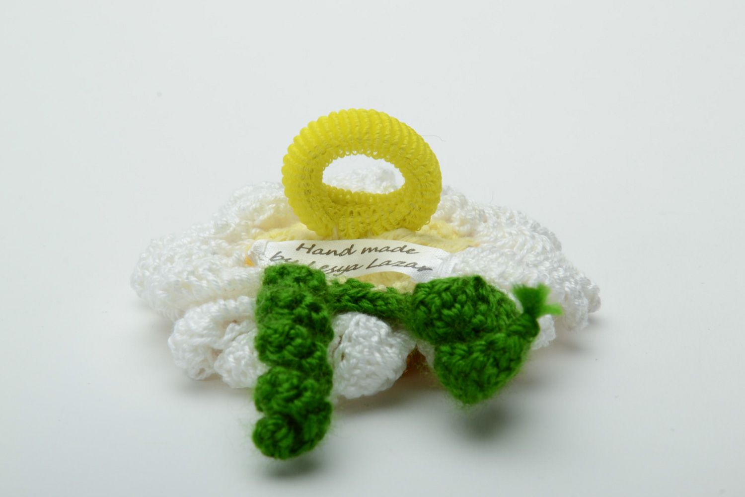 Élastique à cheveux tricoté au crochet avec fleur marguerite fait main photo 4