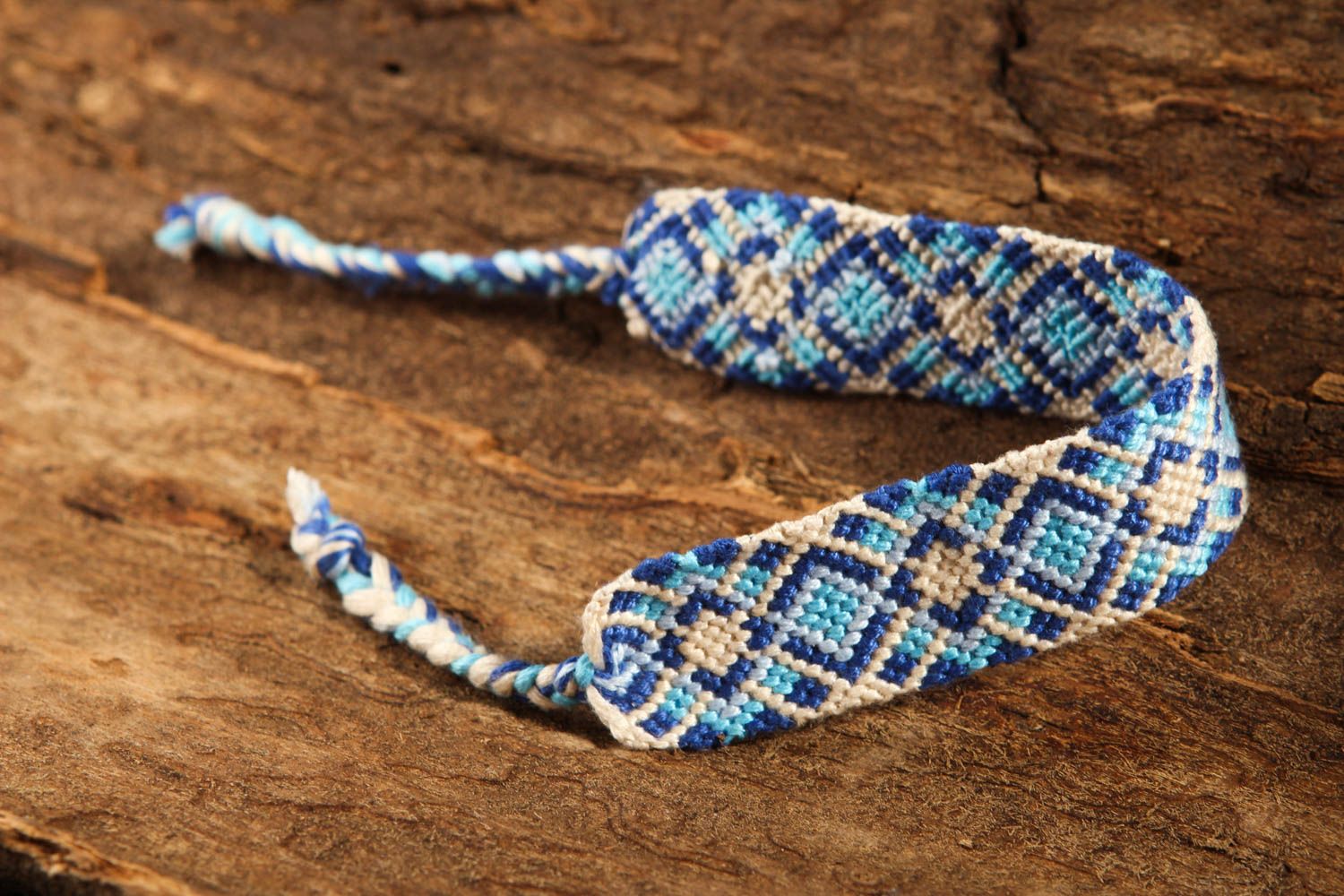 Armband Frauen handmade Schmuck für Frauen ethnisches Armband Schmuck weiß blau foto 1