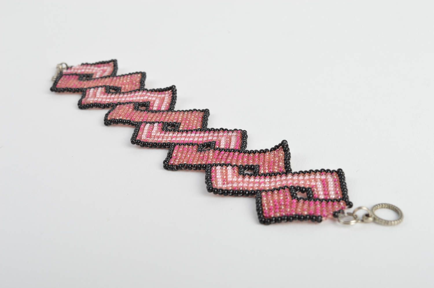 Bracelet en perles de rocaille tressé rose-noir fermoir toggle fait main photo 3