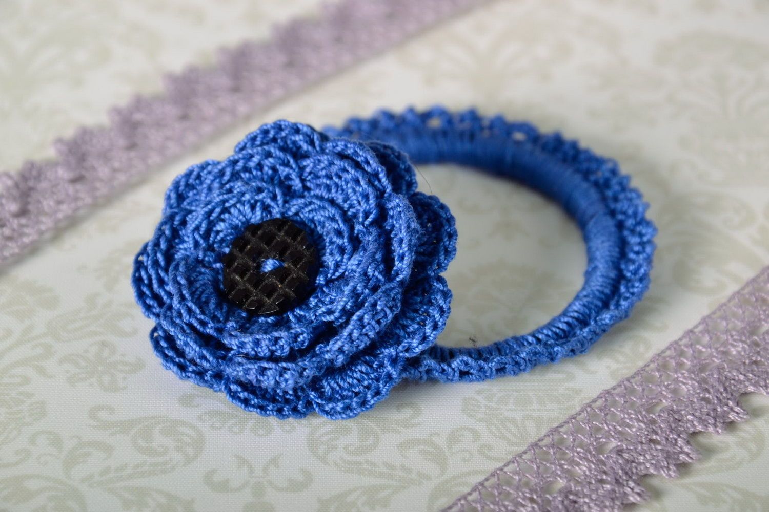 Élastique cheveux avec fleur bleu fait main photo 1