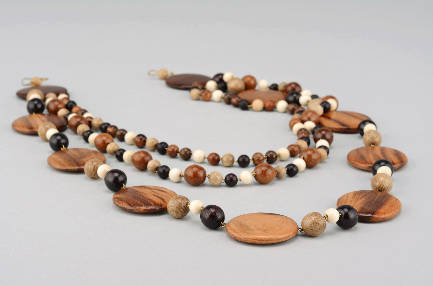 Handmade wooden bead necklace photo 1