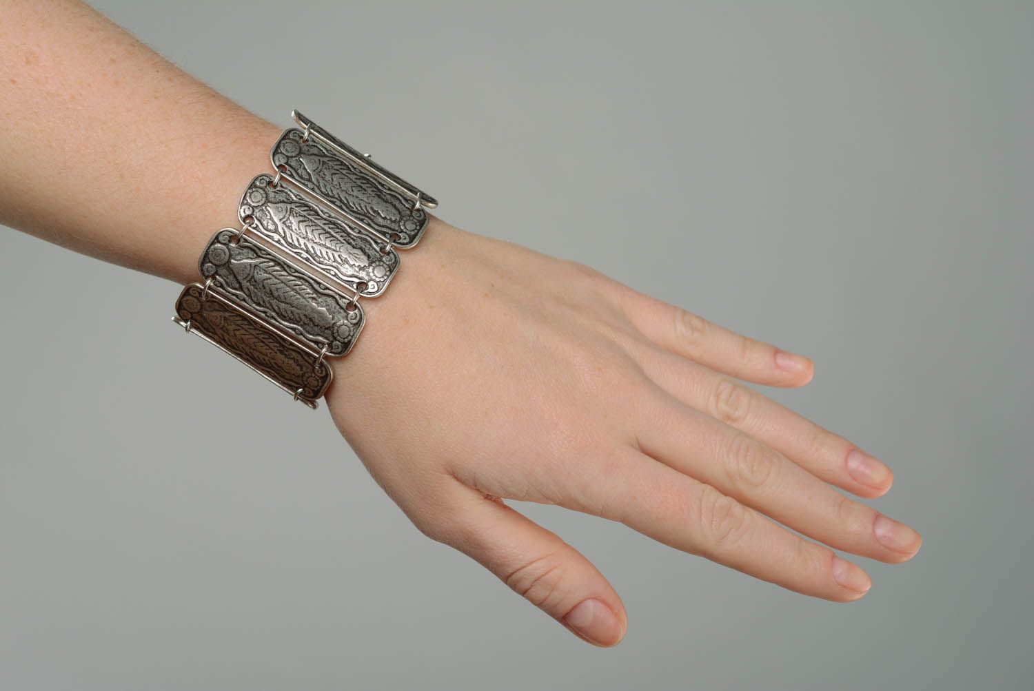 Bracelet en métal fait main original Poisson photo 5