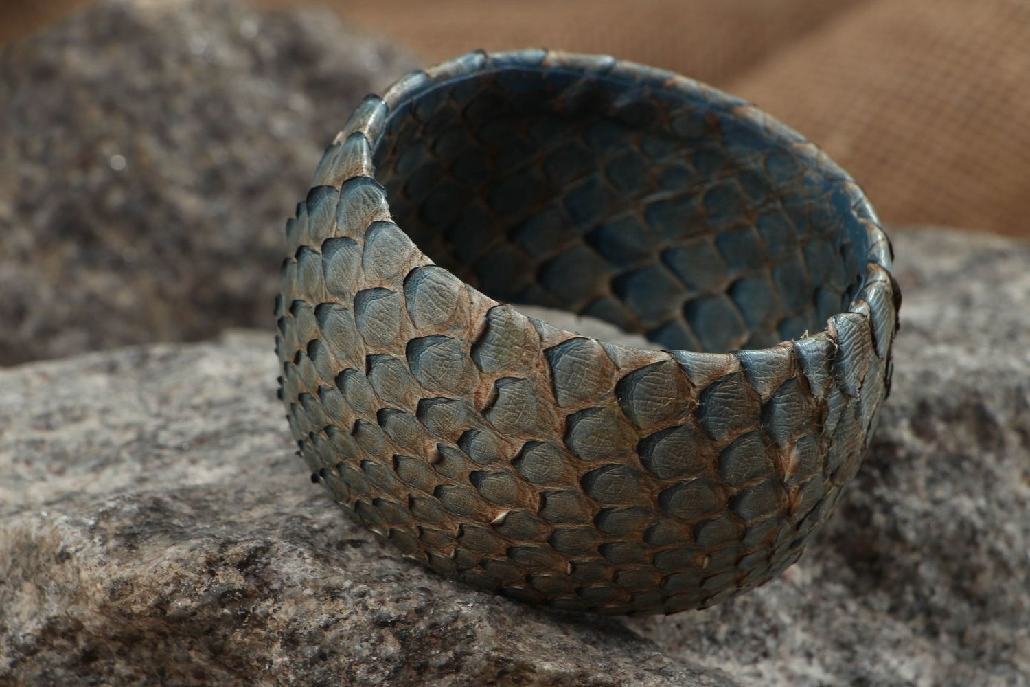 Handgemachtes Armband aus Leder der Pythonschlange  foto 4