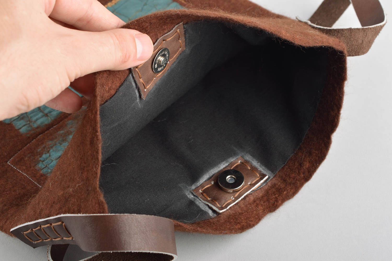 Сумка ручной работы женская сумка коричневая сумка валяние с кожаным ремешком фото 5