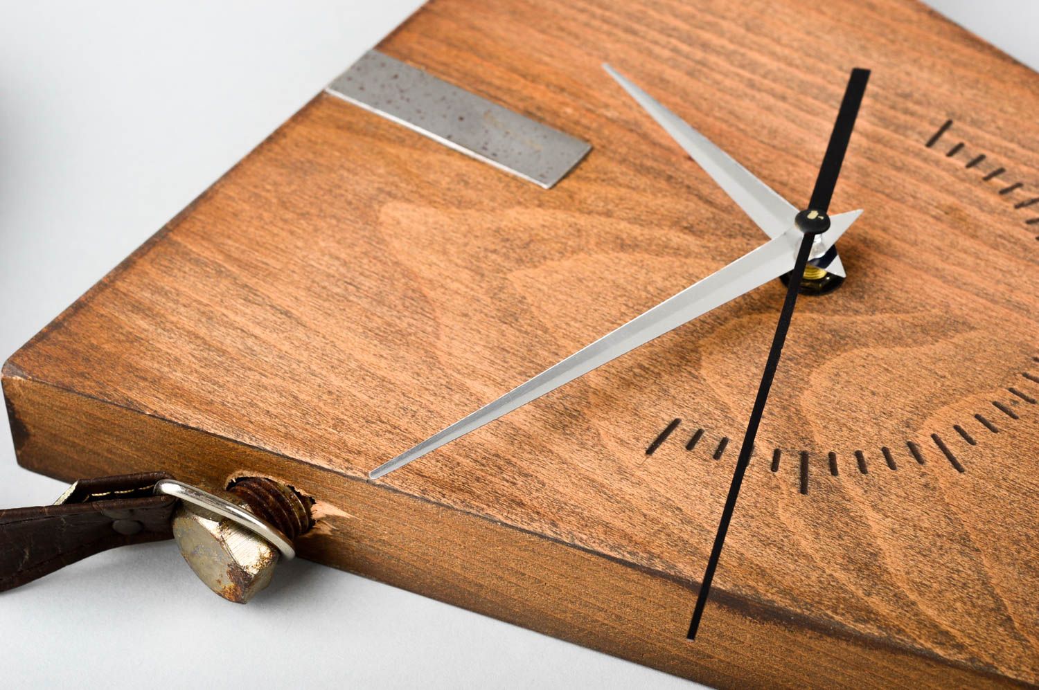Reloj de madera insólito hecho a mano decoración de cocina adorno para casa foto 3