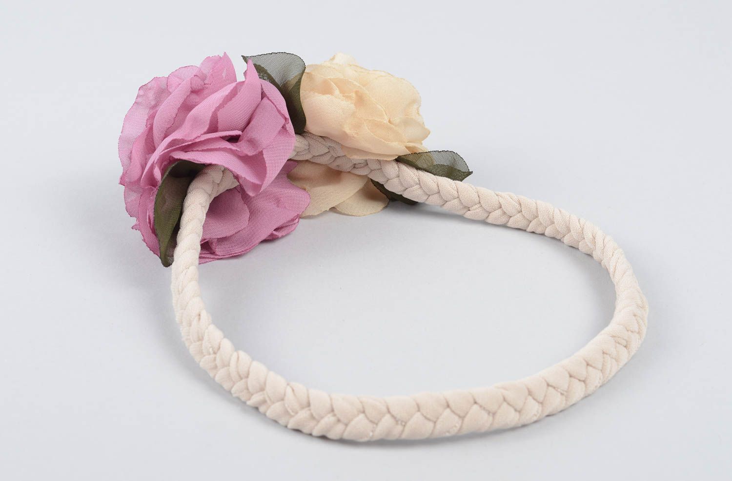 Niedliches Haarband mit Blumen handmade Designer Schmuck Accessoire für Haare  foto 2