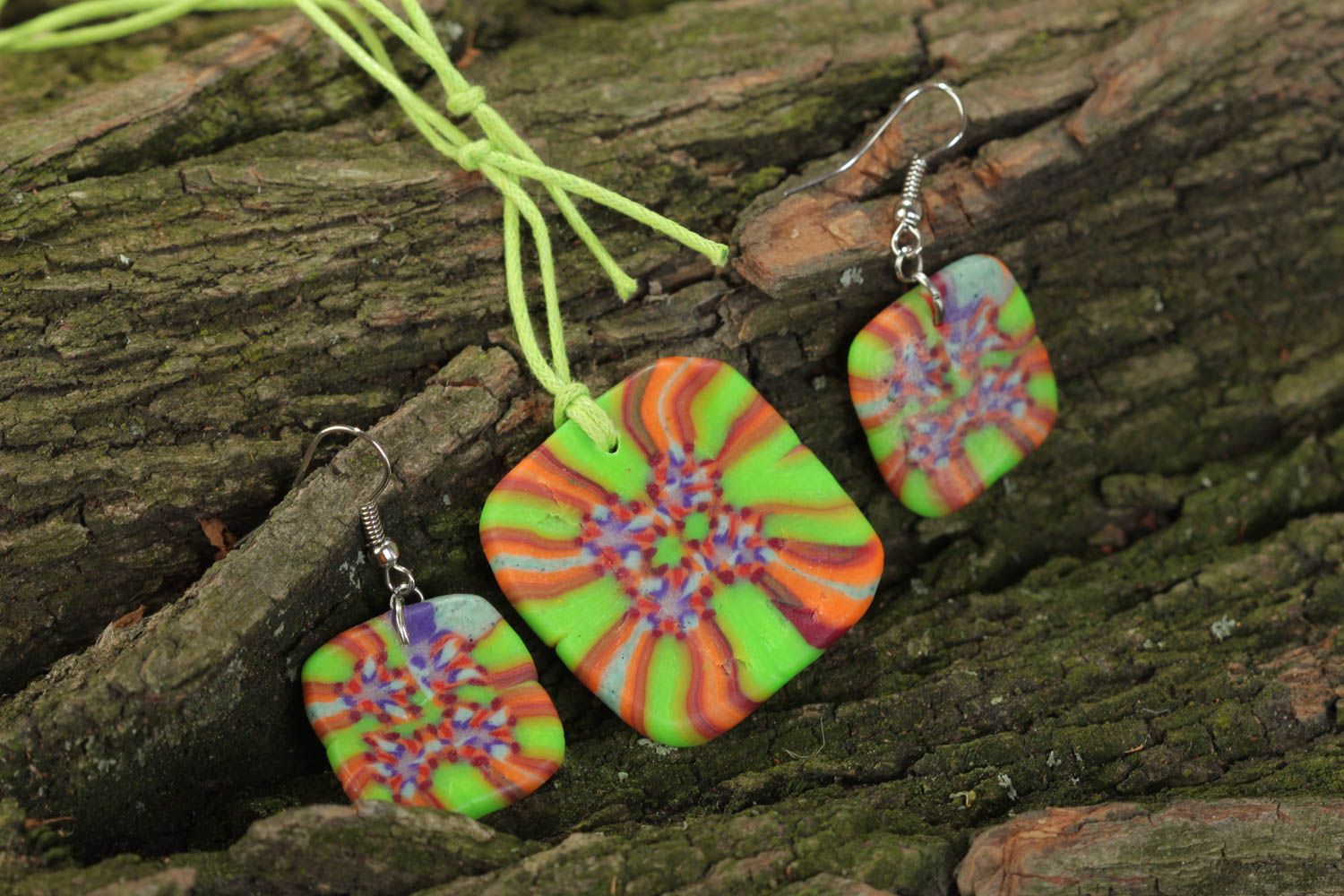 Set of handmade jewelry made of polymer clay bright pendant and earrings 2 pieces photo 1