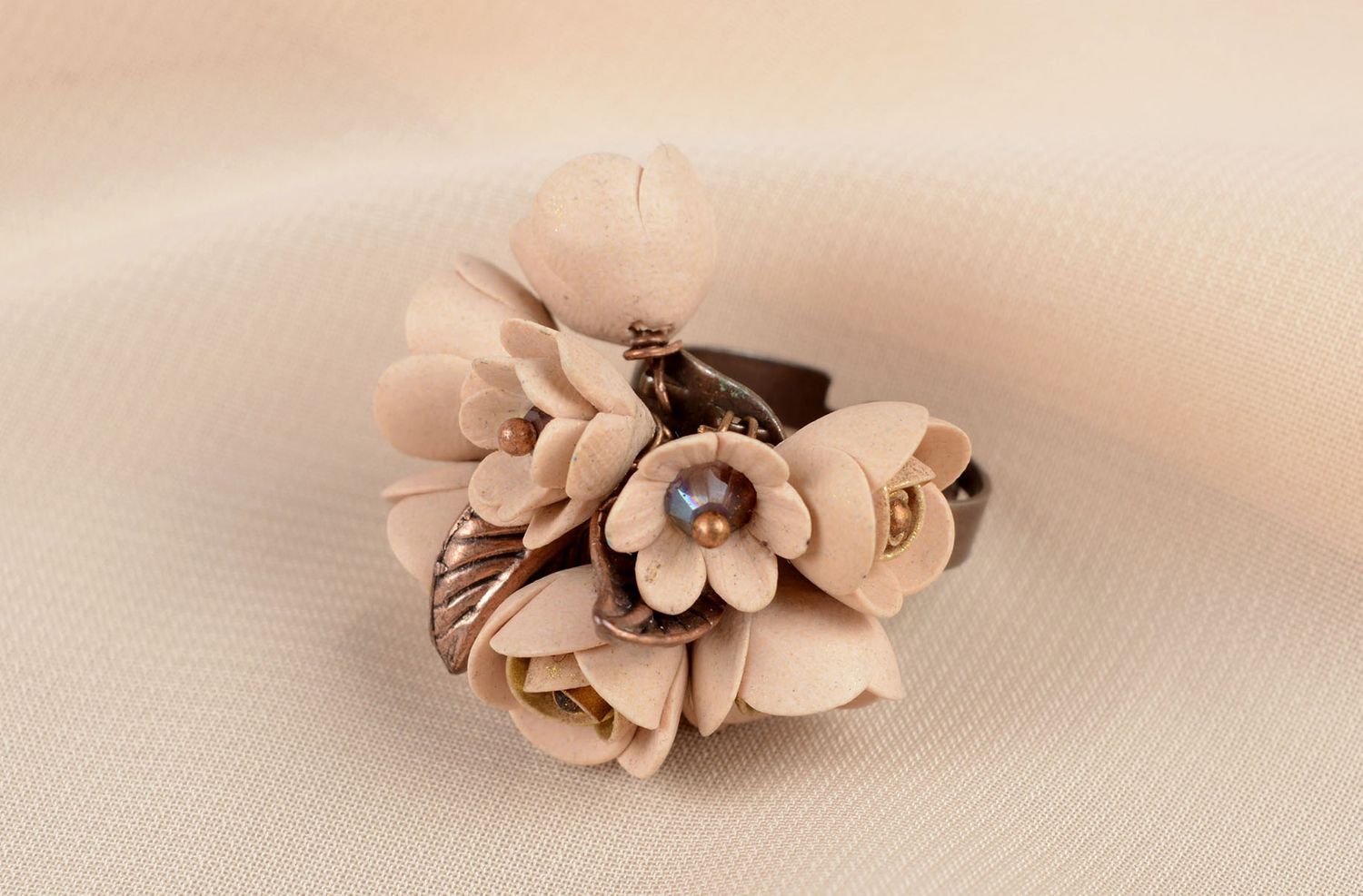 Handmade Blumen Ring Polymer Schmuck Accessoire für Frauen beige Blumen foto 5