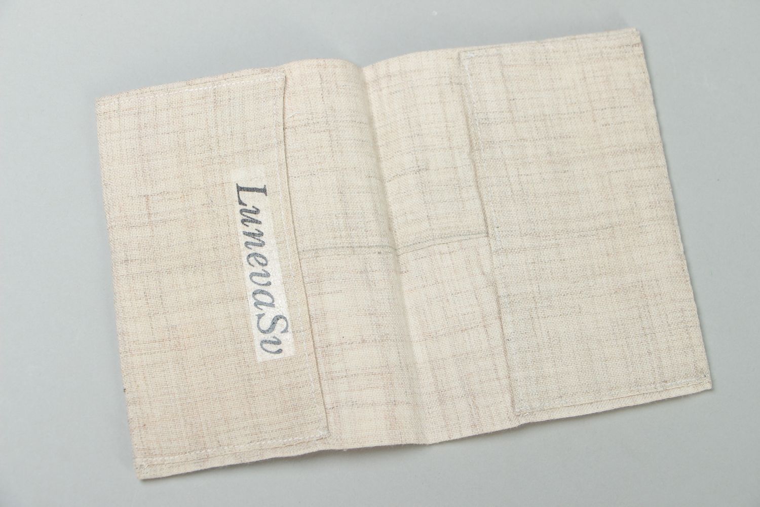 Porte-passeport fait main en tissu en lin photo 2