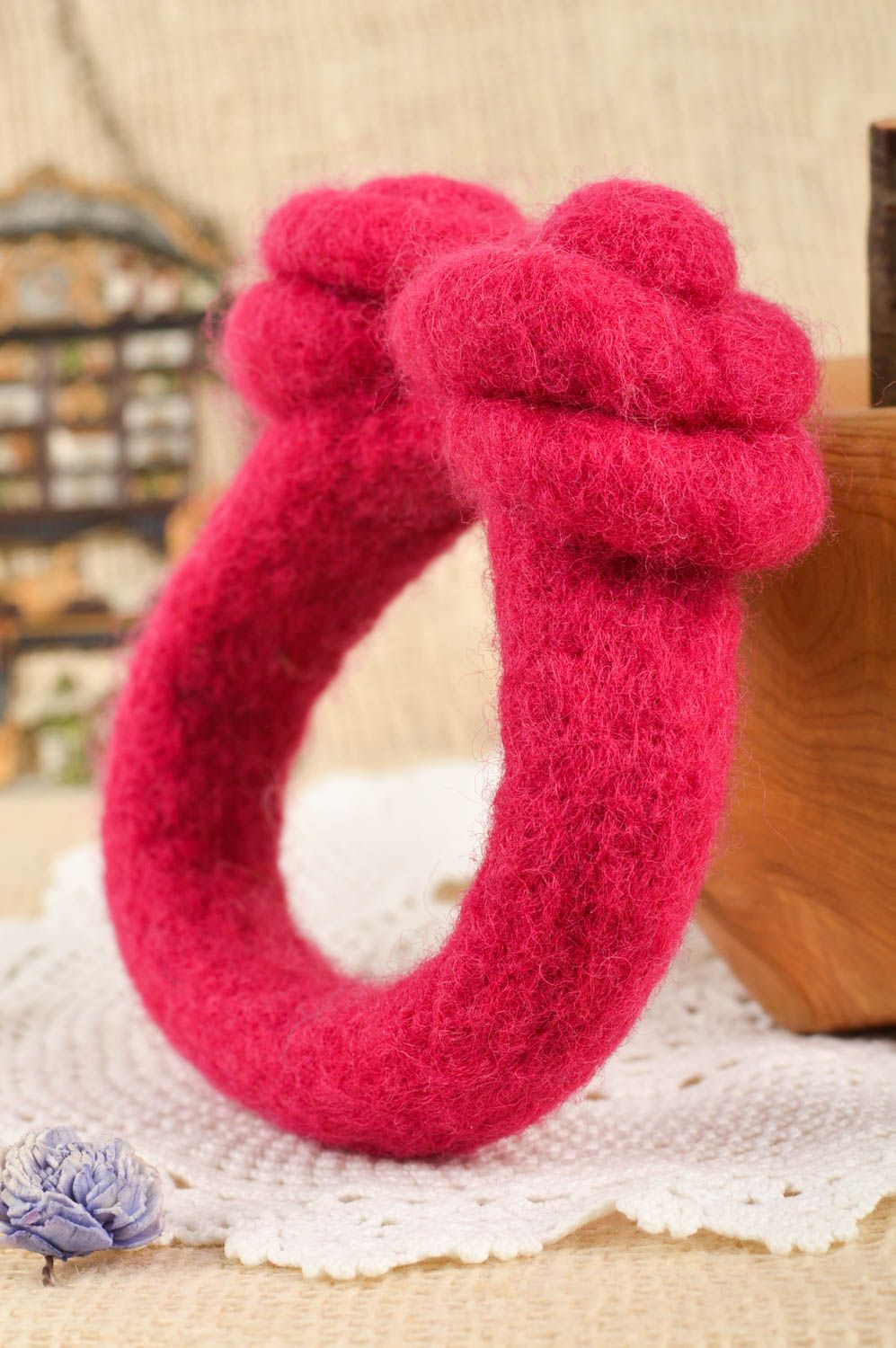 Bracciale di lana fatto a mano accessorio originale braccialetto di moda
 foto 1