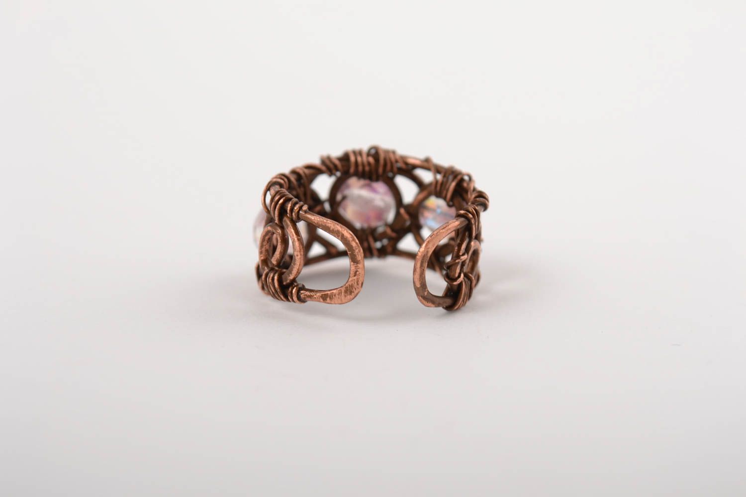 Красивое кольцо хэнд мэйд украшение в технике wire wrap медное кольцо со стеклом фото 5