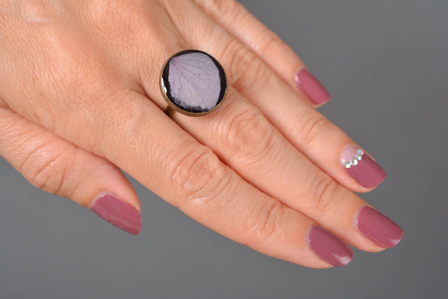 Schmuck handgemacht Ring Damen Designer Accessoires Schmuck Ring mit Strohblumen foto 2