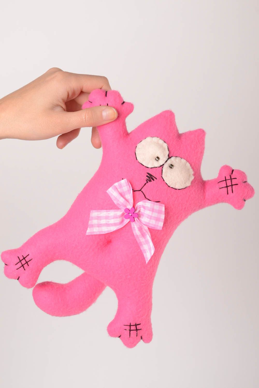 Giocattolo morbido fatto a mano pupazzo da bambine a forma di gatto rosa foto 2