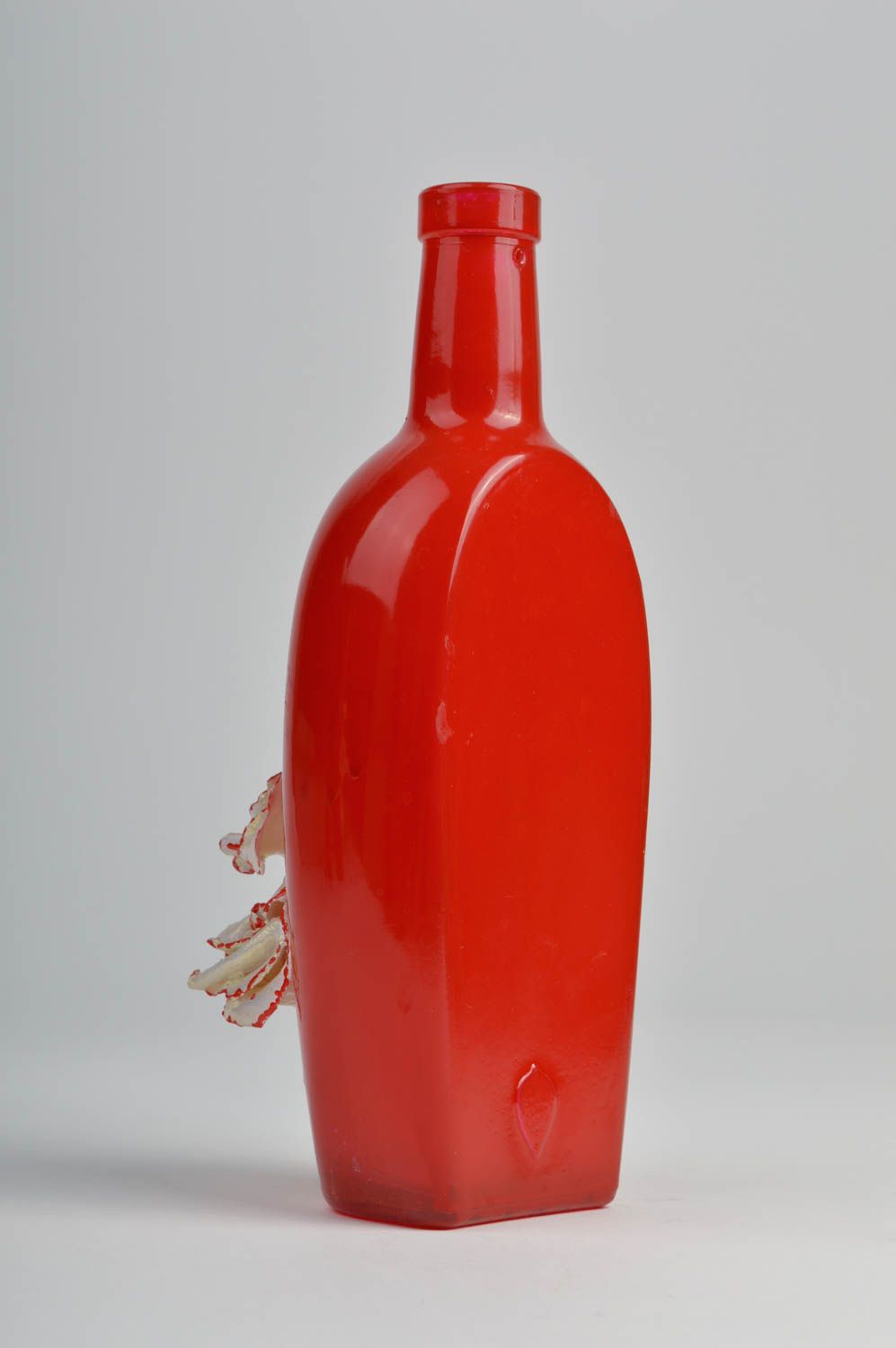 Красная стеклянная бутылка хенд мейд необычный подарок красивая посуда 500 мл фото 3