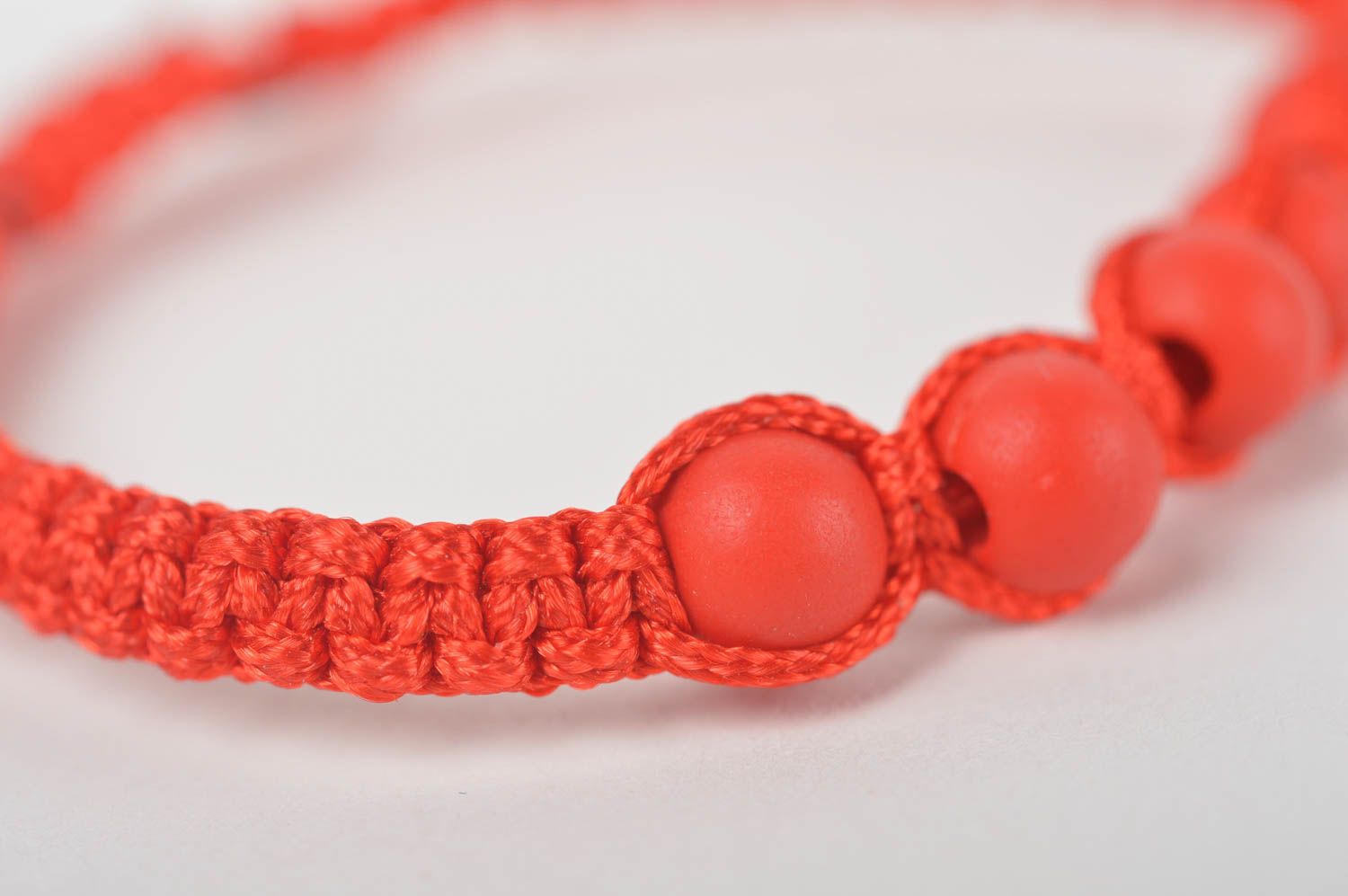 Браслет ручной работы браслет из шнурков плетеный браслет детский красный тонкий фото 3