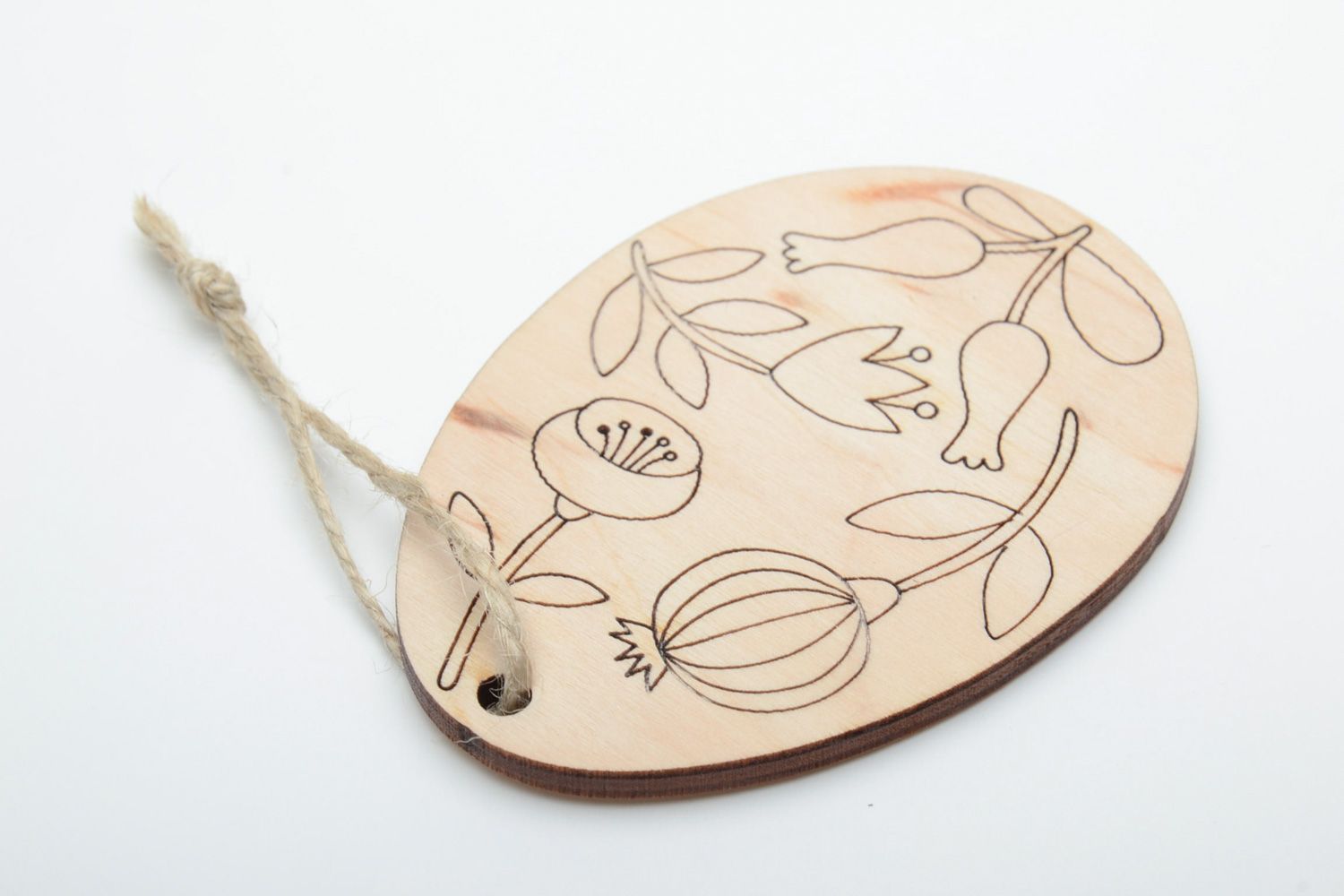 Forme en bois à peindre Oeuf fait main décoration avec magnet à suspendre photo 4