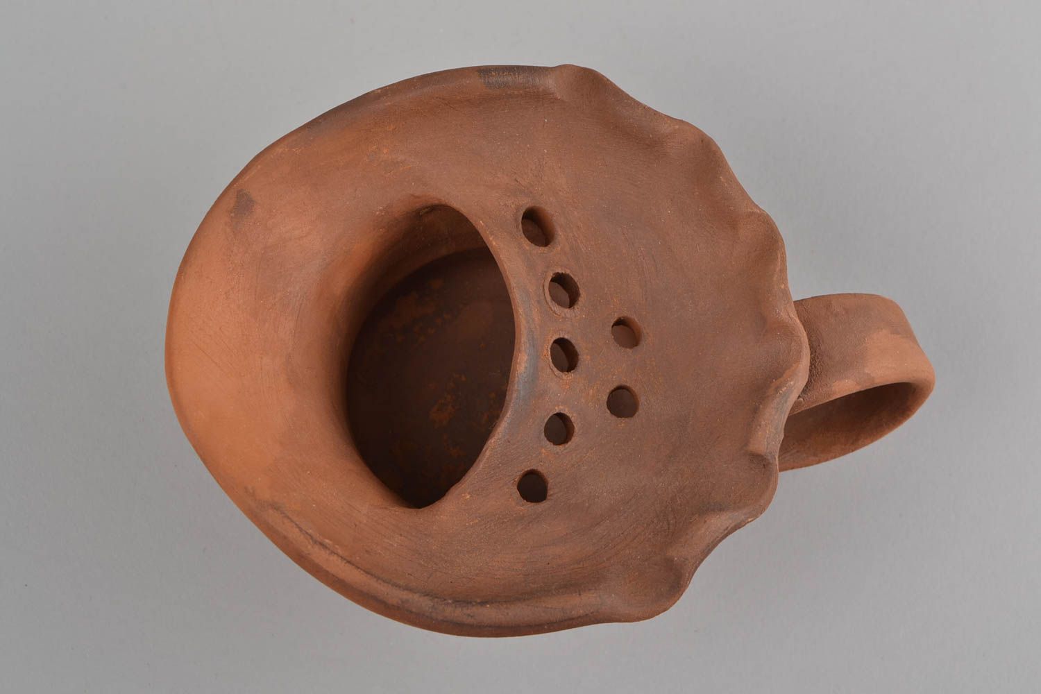 Cendrier en argile fait main original avec anse pratique technique de poterie photo 4