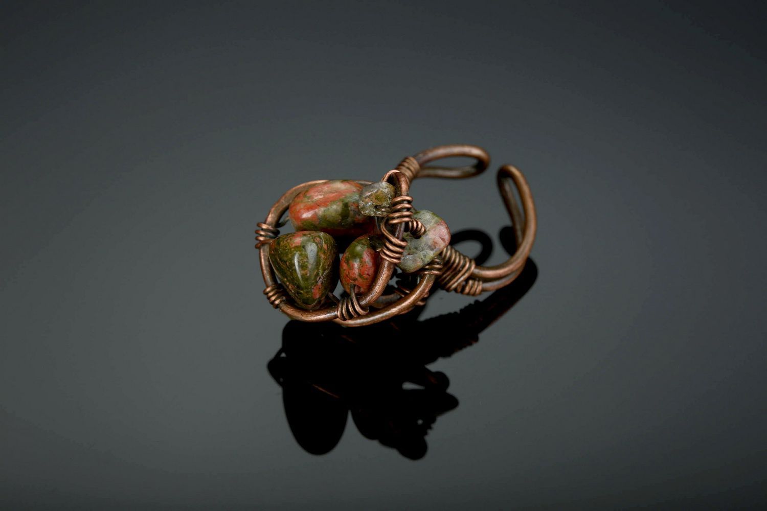 Handgemachter Ring aus Kupfer mit Unikat foto 1