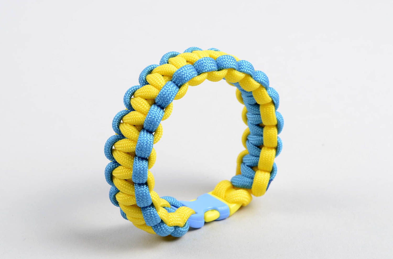 Geflochtenes Armband Schmuck handgemacht Armband unisex Textil grell praktisch foto 4