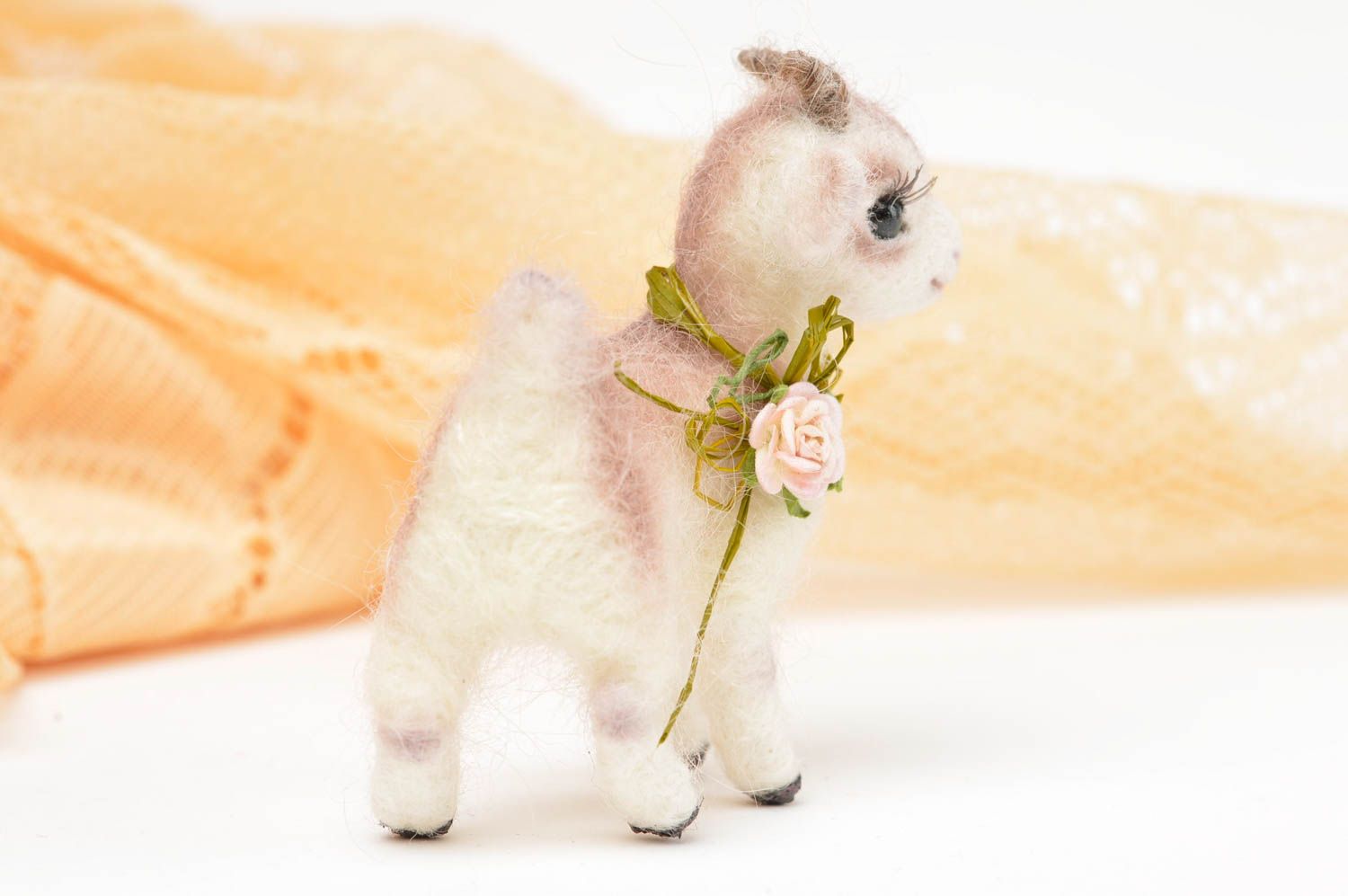 Peluche décorative fait main Jouet en laine Cadeau enfant Chèvre mignonne photo 4