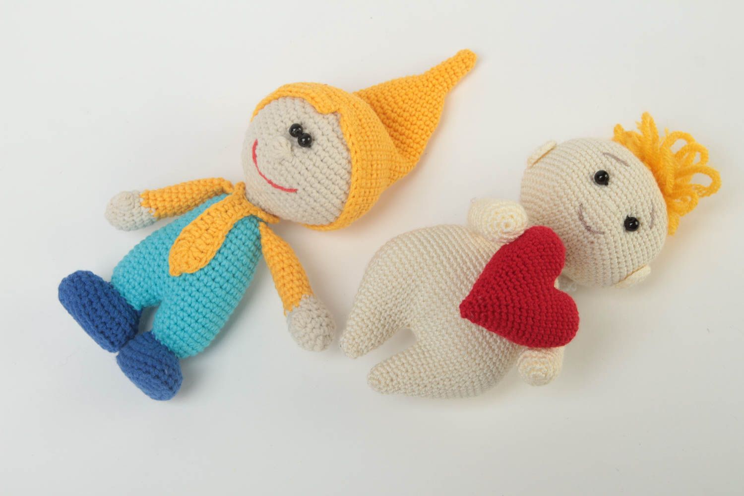 Gehäkelte Kuscheltiere handmade Geschenke für Kinder Kinderzimmer Deko schön foto 2