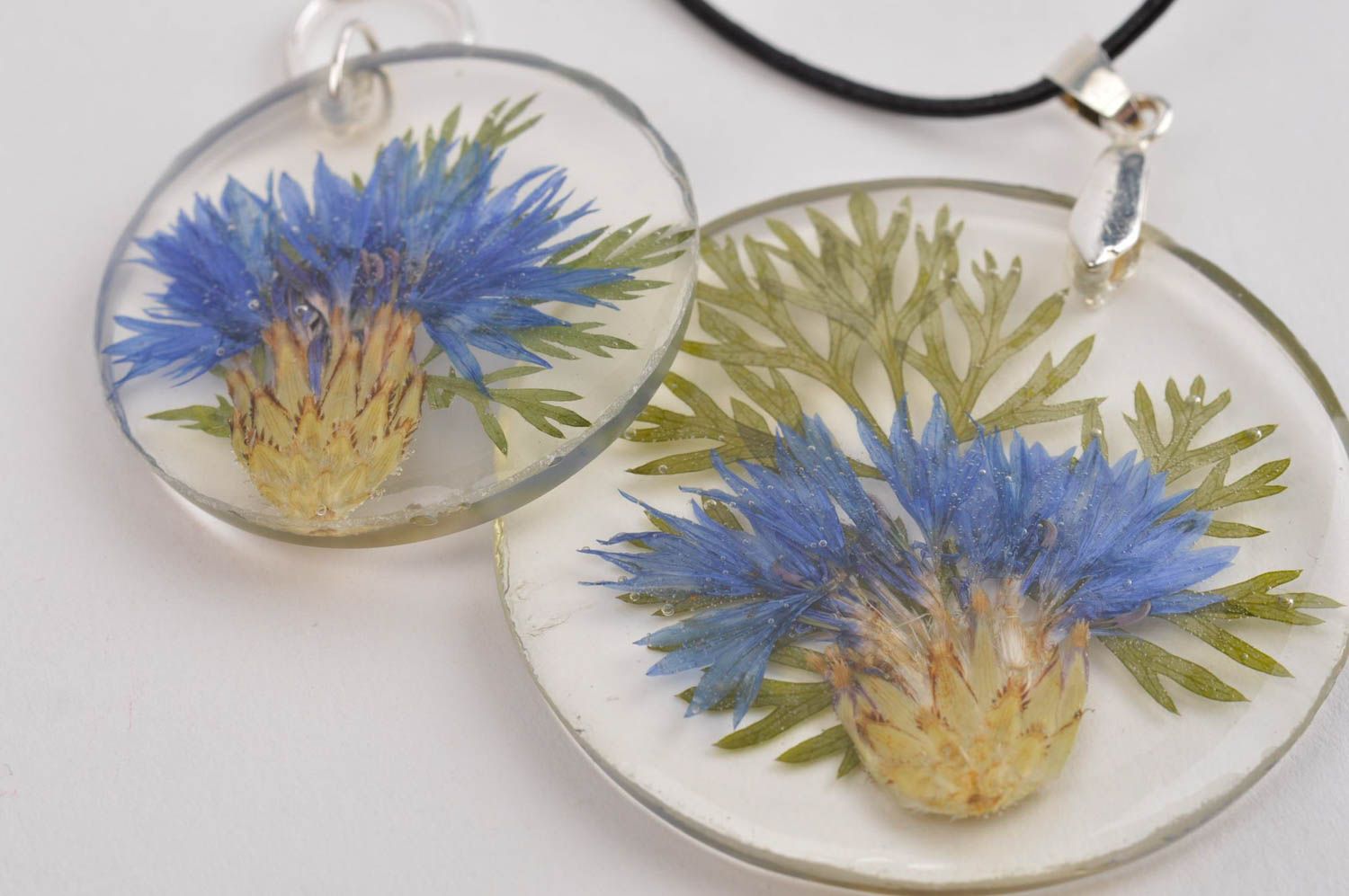 Epoxy resin jewelry handmade botanic earrings botanic pendant with dry flowers photo 4