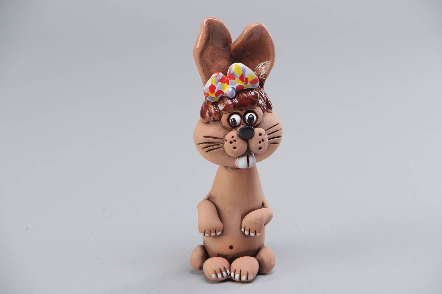 Handmade ceramic miniature souvenir figurine of rabbit painted with acrylics photo 2